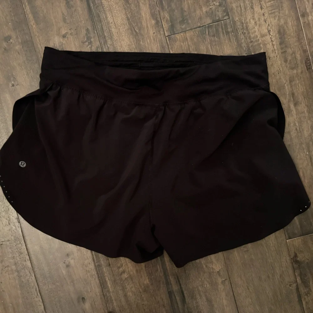 Lululemon Fast and Free Shorts - Picture 5 of 5
